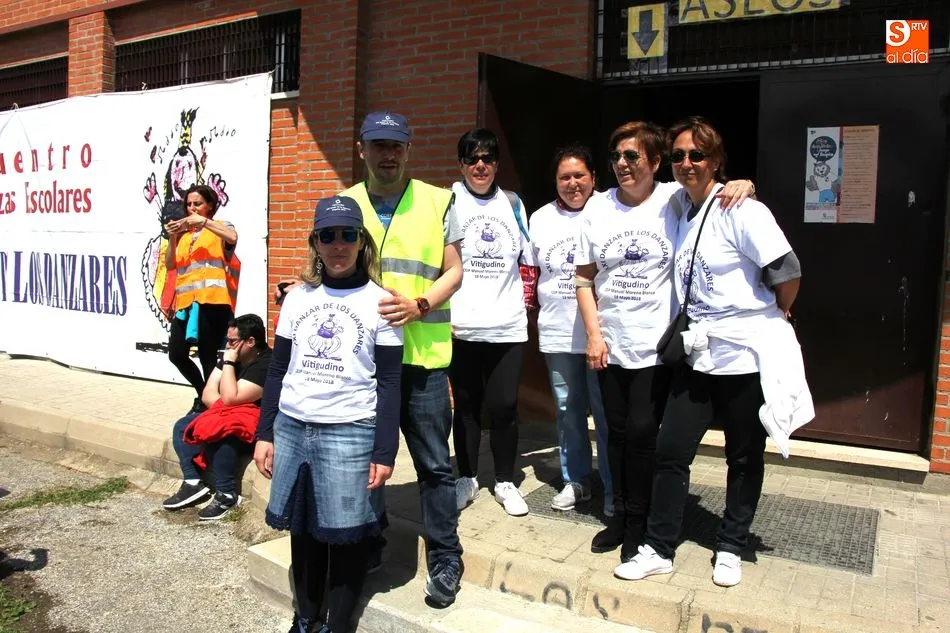 Foto 5 - Cerca de 1.500 escolares defienden la escuela p&uacute;blica rural en el 'Danzar de los Danzares'  
