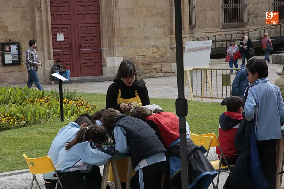 Foto 7 - La Plaza de Anaya se transforma en un &lsquo;Mercado de palabras&rsquo; con motivo del VIII Centenario