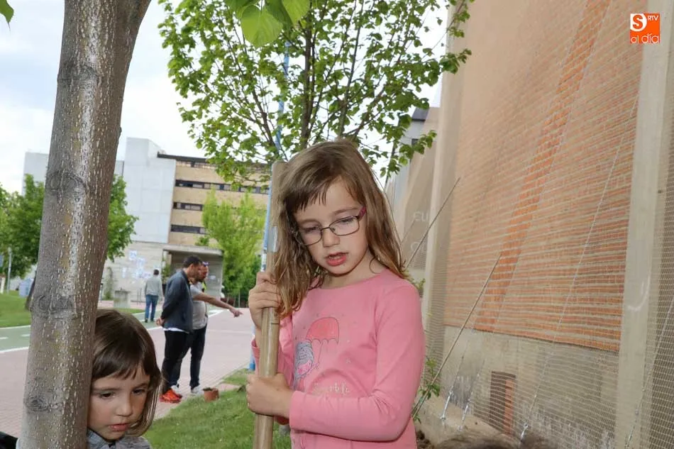 Foto 5 - La Fascinaci&oacute;n por las plantas llega al campus Miguel de Unamuno
