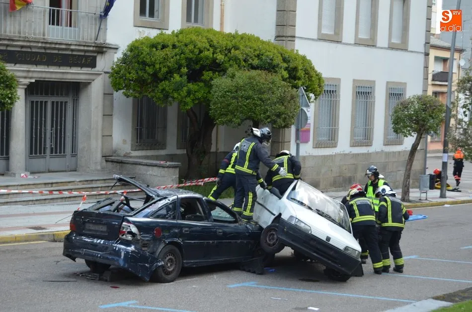 Foto 10 - Atentado terrorista en B&eacute;jar  