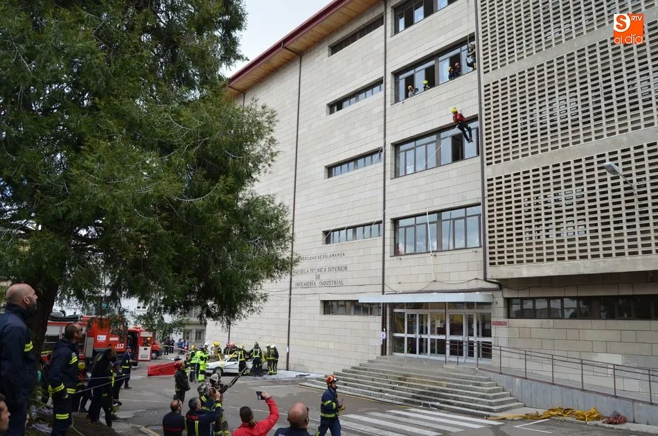 Foto 5 - Atentado terrorista en B&eacute;jar  