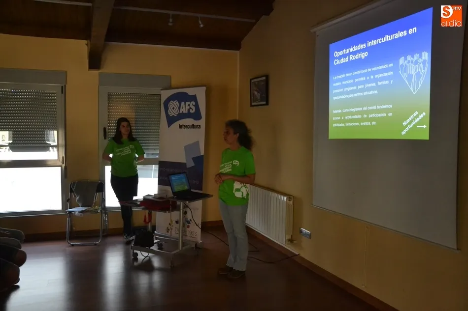 Foto 6 - Buena respuesta de las familias mirobrigenses a la llamada del proyecto AFS Intercultura  