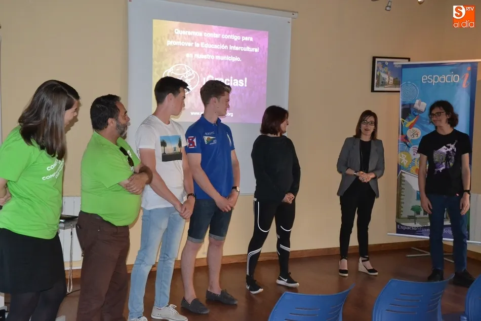 Foto 2 - Buena respuesta de las familias mirobrigenses a la llamada del proyecto AFS Intercultura  