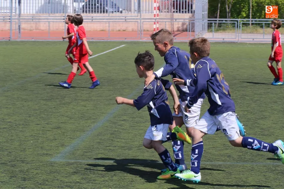 Foto 8 - Resultados, clasificaciones e im&aacute;genes de las categor&iacute;as de f&uacute;tbol provincial