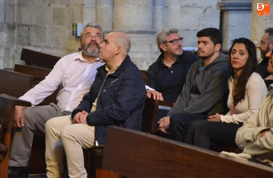 Foto 3 - Jos&eacute; Pinto descubre a concursantes m&iacute;ticos de Saber y Ganar los entresijos de Mir&oacute;briga  