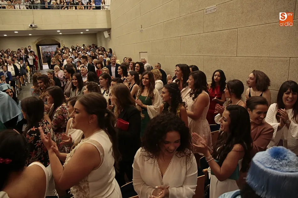 Foto 7 - Inolvidable graduaci&oacute;n de los alumnos de Educaci&oacute;n y Pedagog&iacute;a de la UPSA
