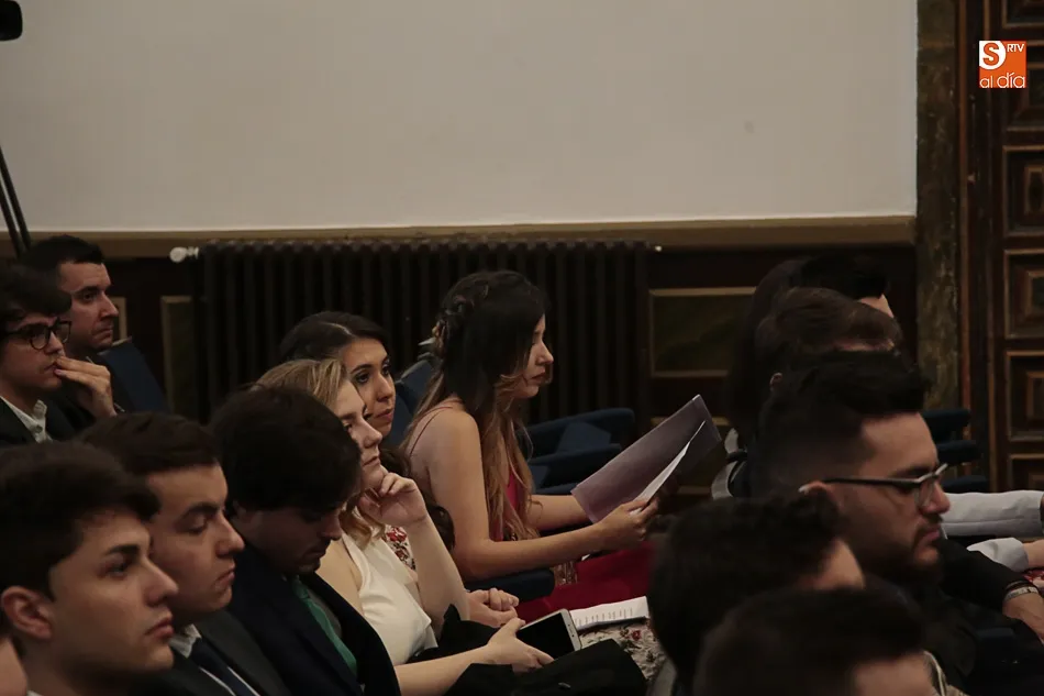 Foto 7 - Emociones y alegr&iacute;a en la graduaci&oacute;n de Ingenier&iacute;a Inform&aacute;tica de la UPSA