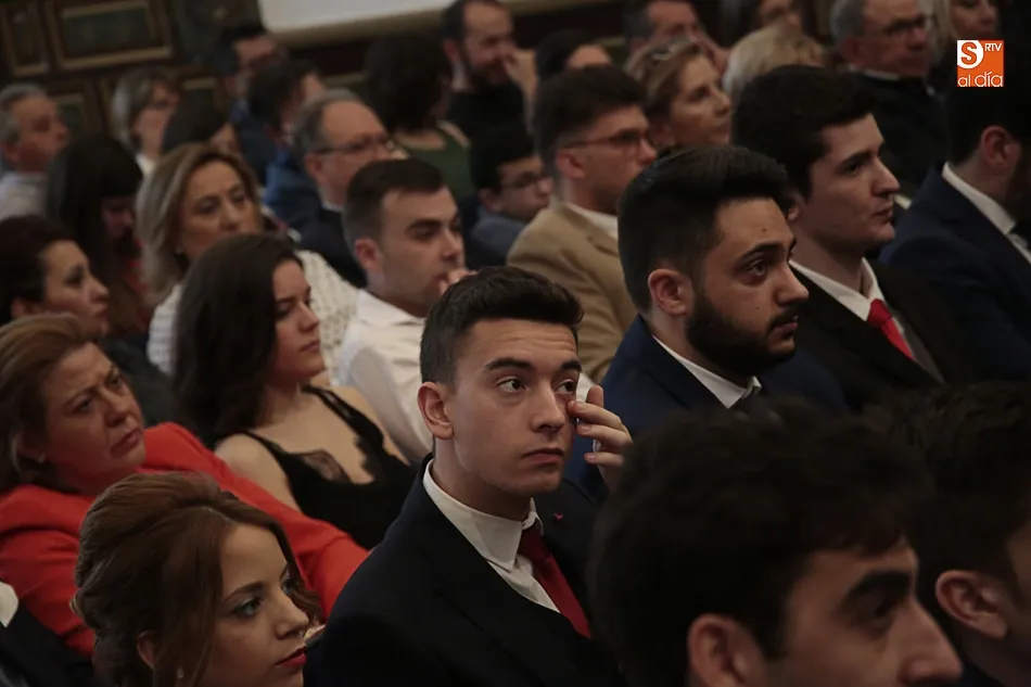 Foto 5 - Emociones y alegr&iacute;a en la graduaci&oacute;n de Ingenier&iacute;a Inform&aacute;tica de la UPSA
