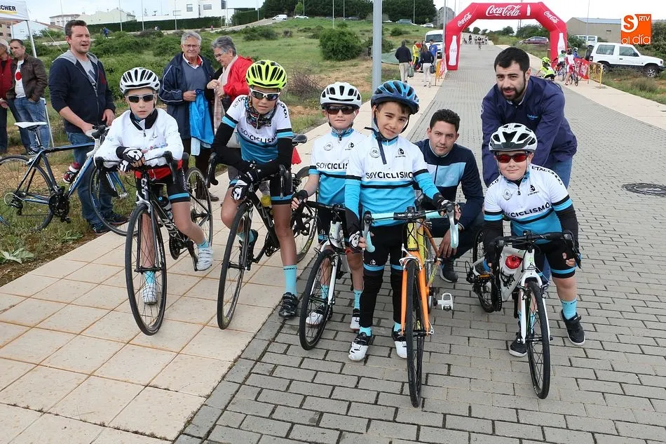 Foto 9 - M&aacute;s de un centenar de j&oacute;venes ciclistas se ponen a prueba en Guijuelo