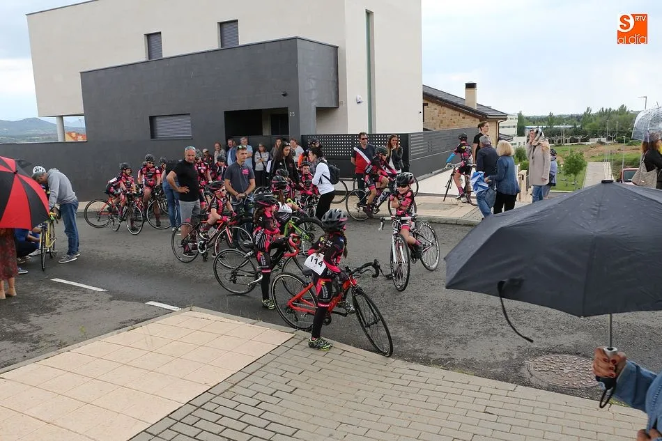 Foto 8 - M&aacute;s de un centenar de j&oacute;venes ciclistas se ponen a prueba en Guijuelo