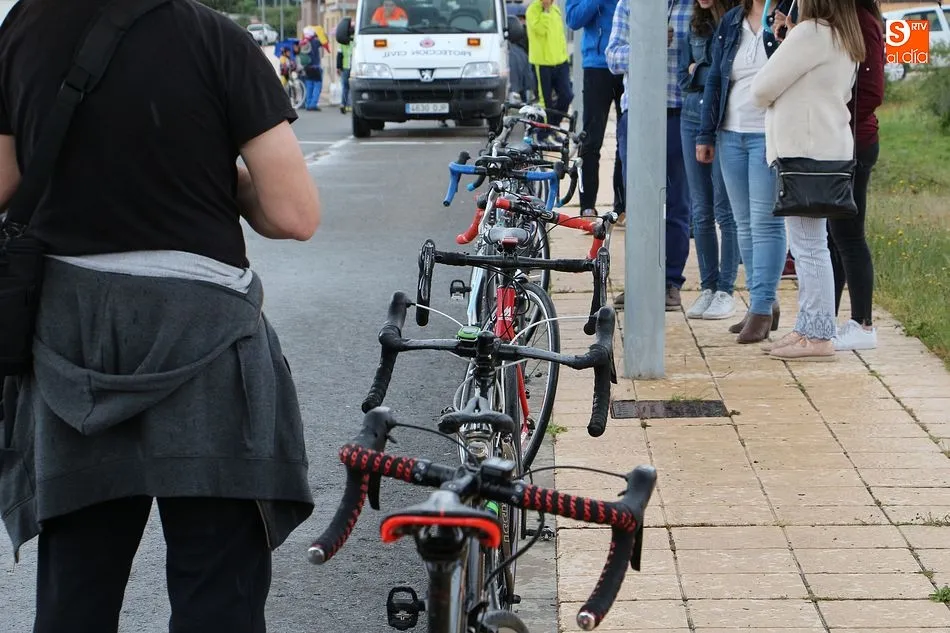 Foto 4 - M&aacute;s de un centenar de j&oacute;venes ciclistas se ponen a prueba en Guijuelo