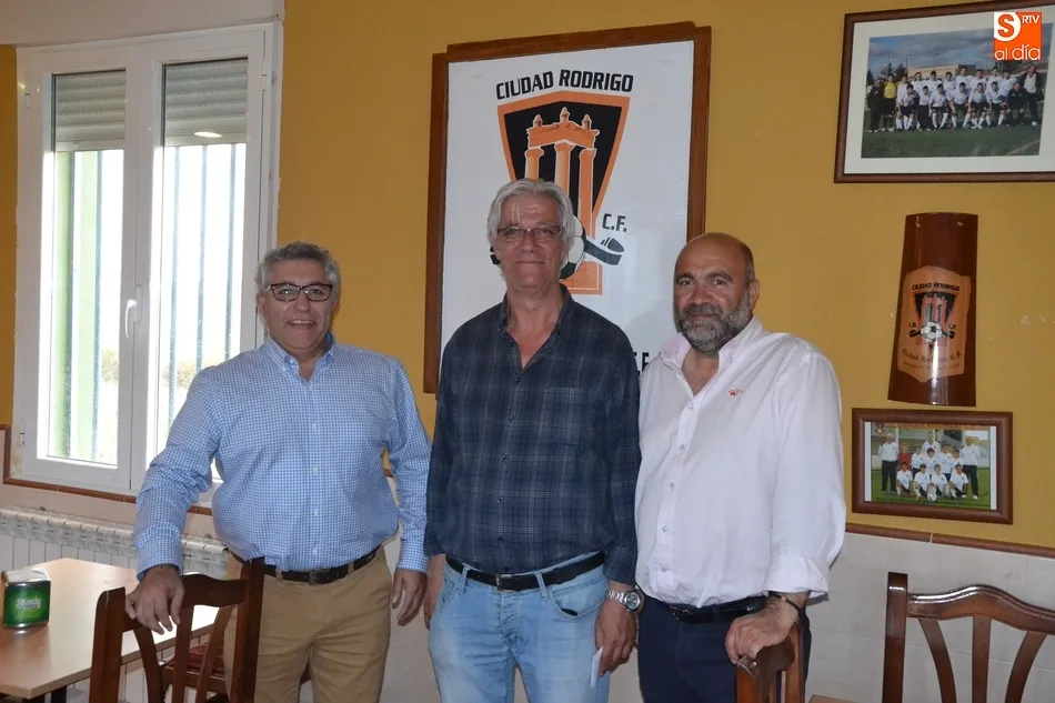 Tres de los miembros de la Directiva: Jesús García Muñoz, Manuel López del Val e Ignacio Hernández González