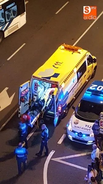 Foto 2 - Un motorista colisiona contra un turismo en la confluencia de las calles Correhuela y Gran V&iacute;a  