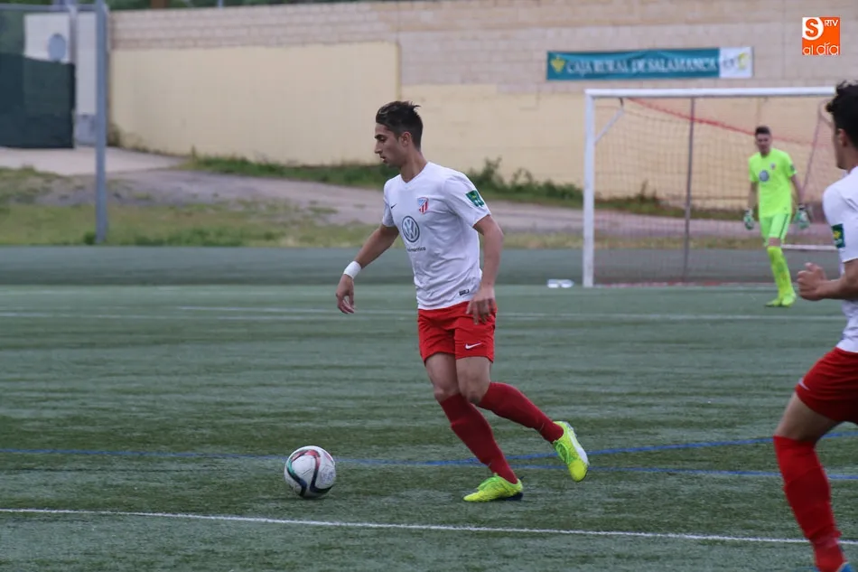 Foto 5 - El Santa Marta rubrica su segundo puesto y el Carbajosa desciende
