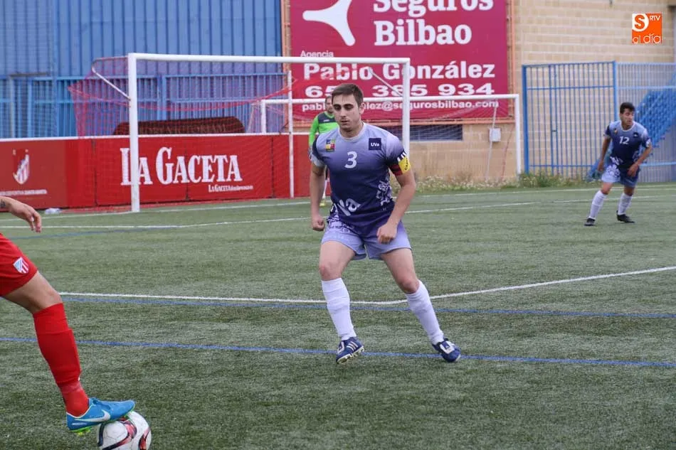 Foto 2 - El Santa Marta rubrica su segundo puesto y el Carbajosa desciende
