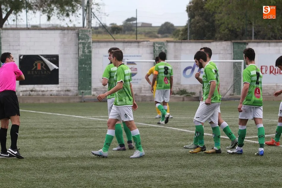 Foto 11 - El Guijuelo B cierra la temporada con victoria ante el Monterrey (3-2)