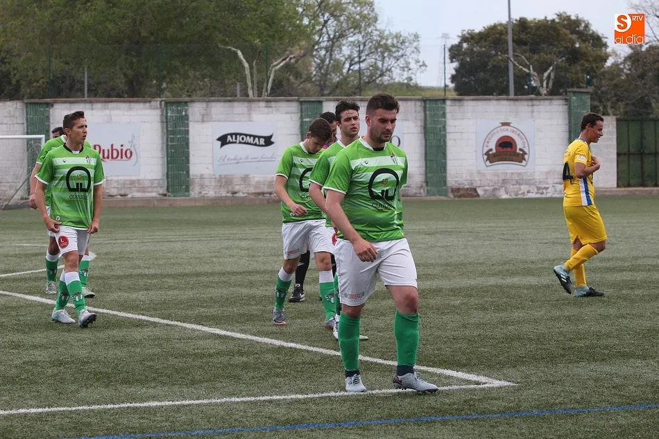 Foto 10 - El Guijuelo B cierra la temporada con victoria ante el Monterrey (3-2)