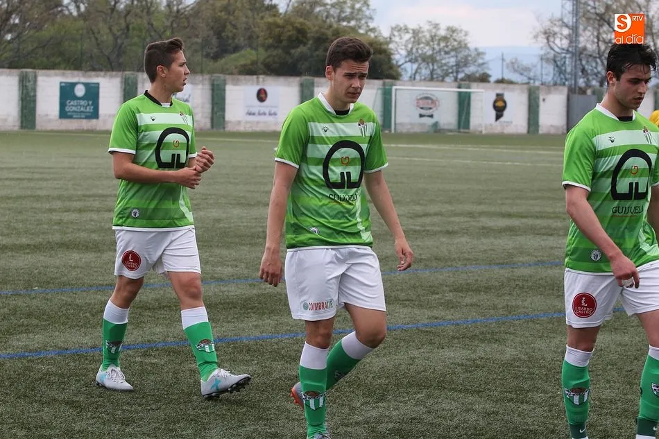 Foto 7 - El Guijuelo B cierra la temporada con victoria ante el Monterrey (3-2)
