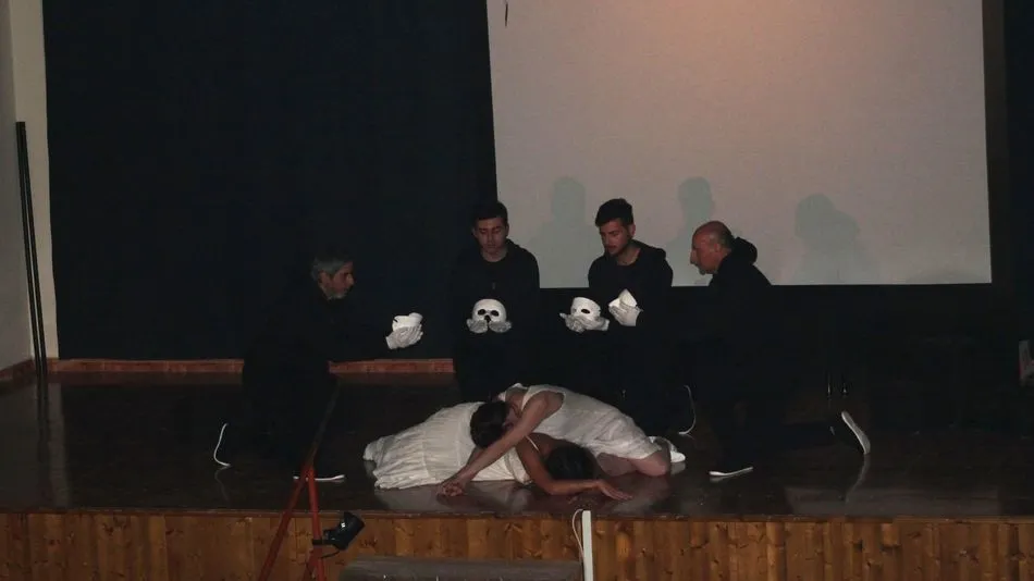 La compañía salmantina denuncia sobre el escenario los feminicidios de Ciudad Juárez