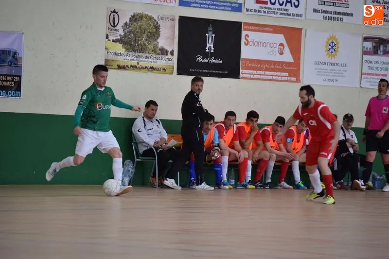 Foto 2 - Derrota del Piensos Dur&aacute;n Albense en su despedida liguera