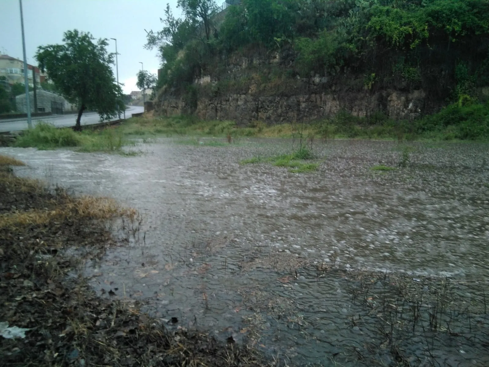 Foto 11 - Un fort&iacute;simo aguacero provoca numerosos problemas en Ciudad Rodrigo  