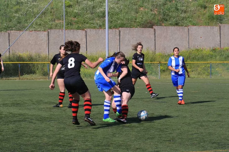 Foto 11 - El Salamanca FF termina su gran a&ntilde;o con pleno de victorias tras vencer 0-7