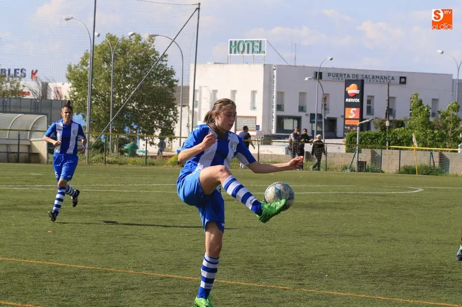 Foto 9 - El Salamanca FF termina su gran a&ntilde;o con pleno de victorias tras vencer 0-7