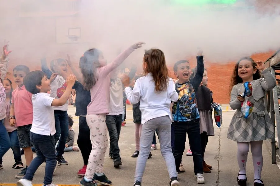 Foto 7 - M&aacute;s de 600 alumnos participan en las fiestas del colegio Esclavas de este a&ntilde;o  
