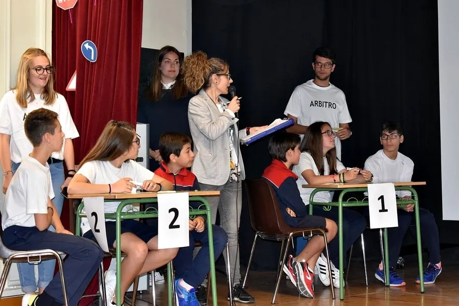 Foto 5 - M&aacute;s de 600 alumnos participan en las fiestas del colegio Esclavas de este a&ntilde;o  