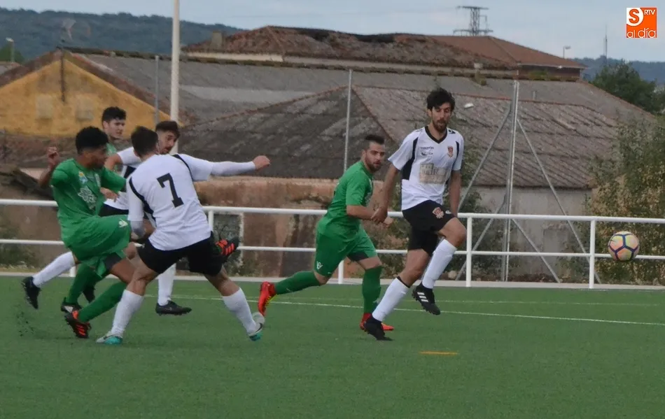 Foto 10 - El Ciudad Rodrigo finaliza 6&ordm; tras lograr a &uacute;ltima hora la victoria en el exilio de urgencia de...