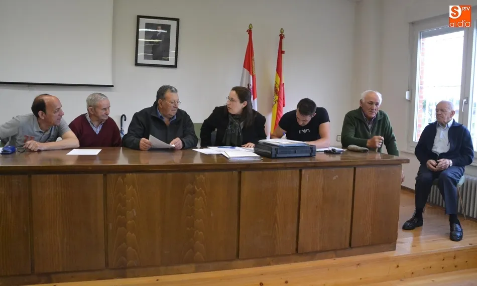 Foto 4 - Los Regantes de la Margen Izquierda buscan apoyo en organismos p&uacute;blicos para mejorar sus...
