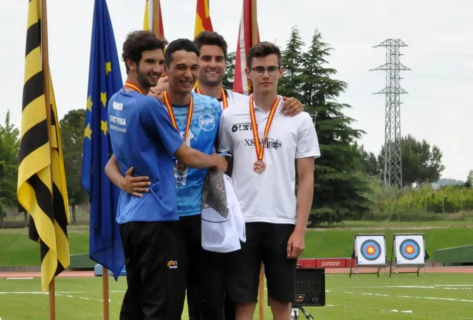 Foto 4 - Carlos Iglesias consigue medalla de bronce en el III Gran Premio de Espa&ntilde;a de Tiro con Arco  