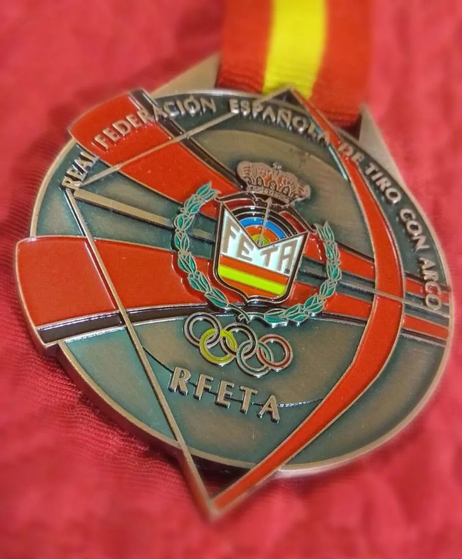 Foto 2 - Carlos Iglesias consigue medalla de bronce en el III Gran Premio de Espa&ntilde;a de Tiro con Arco  