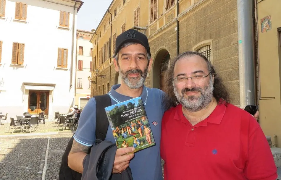 Foto 4 - El Festival de Mantua acogi&oacute; la voz po&eacute;tica de P&eacute;rez Alencart  