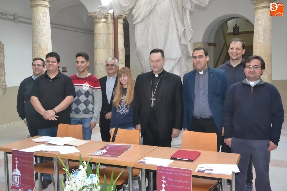 Foto 2 - El Seminario empezar&aacute; a revisitar sus 250 a&ntilde;os de historia con hombres de Iglesia, Sociedad y...