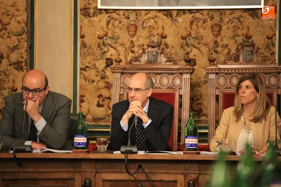 Foto 2 - El&nbsp;pleno de la Diputaci&oacute;n rechaza el recurso de una funcionaria que solicitaba anular la RPT de...
