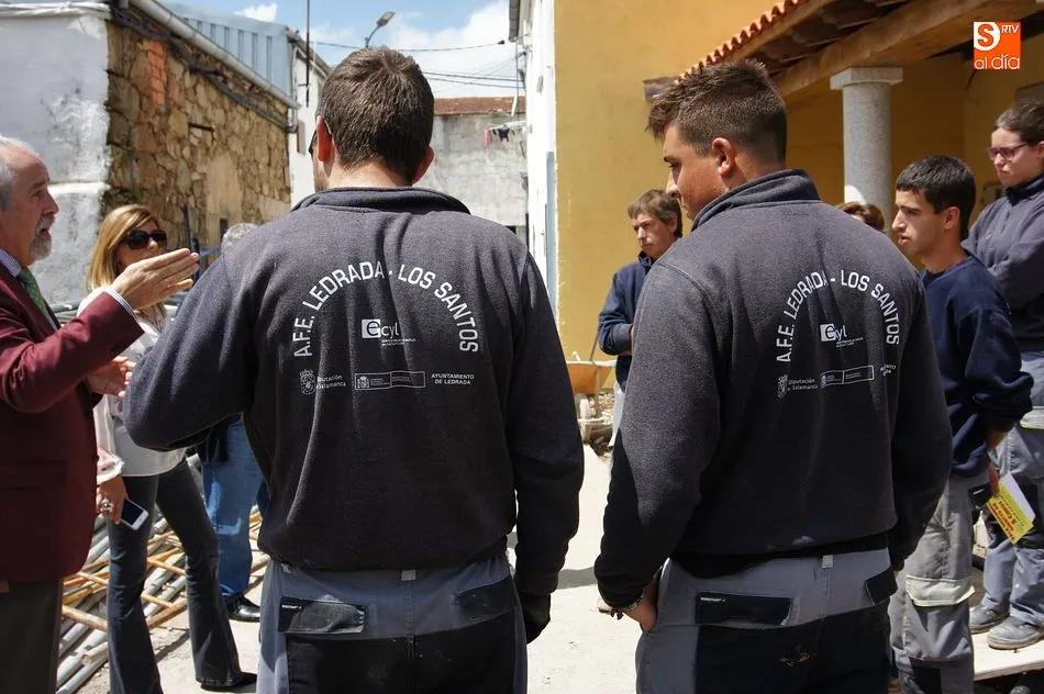Foto 3 - La Acci&oacute;n Formativa de Empleo que construye el tanatorio municipal llega a su final