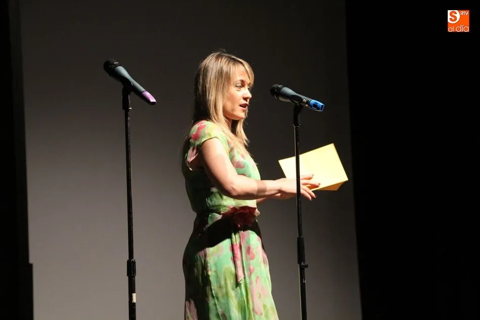 Foto 10 - Emotivo acto de Graduaci&oacute;n de una nueva promoci&oacute;n en el IES Ramos del Manzano  
