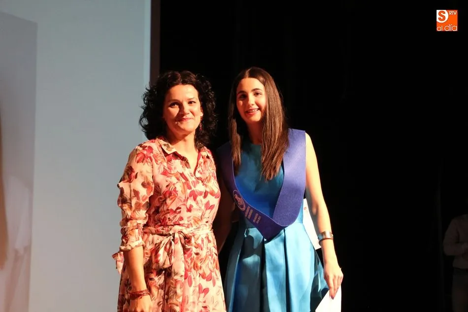Foto 4 - Emotivo acto de Graduaci&oacute;n de una nueva promoci&oacute;n en el IES Ramos del Manzano  