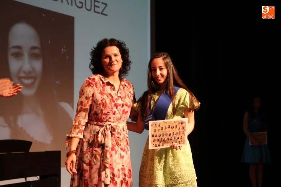 Foto 3 - Emotivo acto de Graduaci&oacute;n de una nueva promoci&oacute;n en el IES Ramos del Manzano  