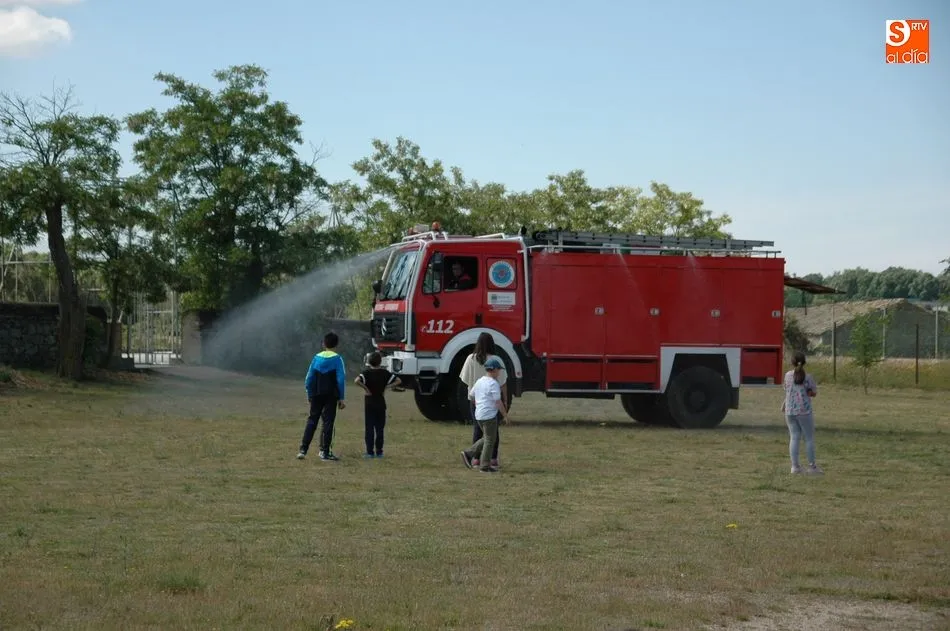 Foto 4 - Adezos comienza en el CRA R&iacute;o Yeltes de Villavieja la campa&ntilde;a &lsquo;Cada incendio quema algo tuyo&rsquo; ...