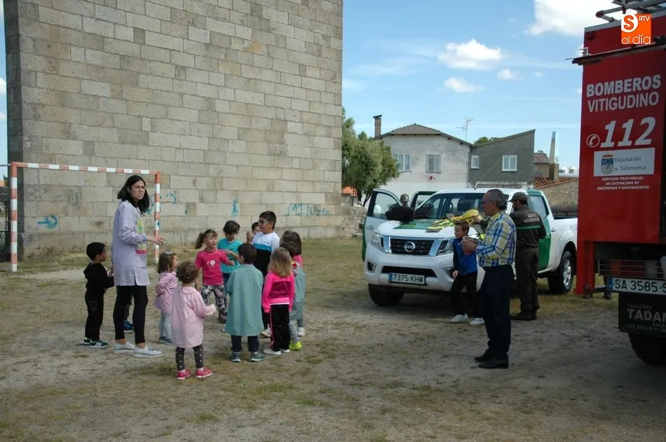 Foto 3 - Adezos comienza en el CRA R&iacute;o Yeltes de Villavieja la campa&ntilde;a &lsquo;Cada incendio quema algo tuyo&rsquo; ...