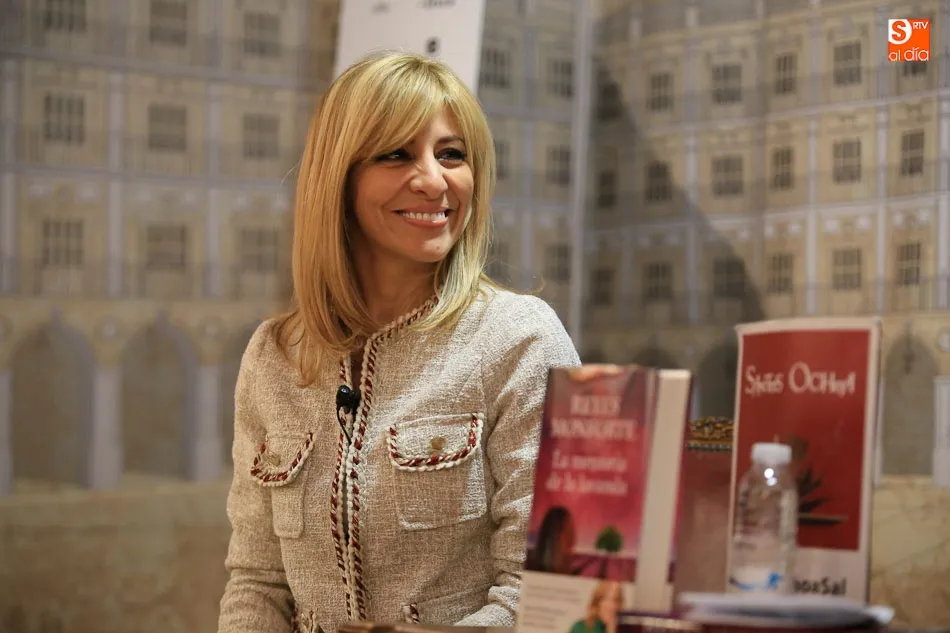 Foto 6 - Reyes Monforte presenta &lsquo;La memoria de la lavanda', una novela cargada de optimismo y...