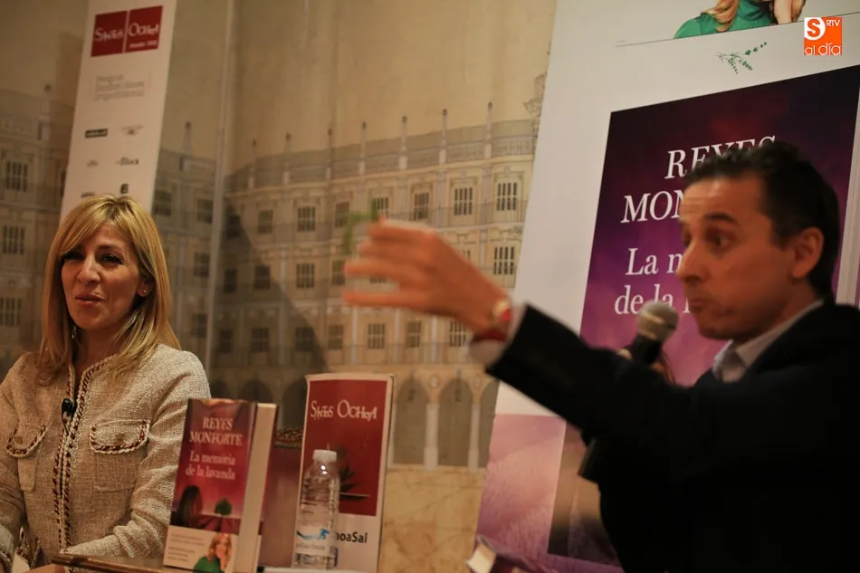 Foto 5 - Reyes Monforte presenta &lsquo;La memoria de la lavanda', una novela cargada de optimismo y...