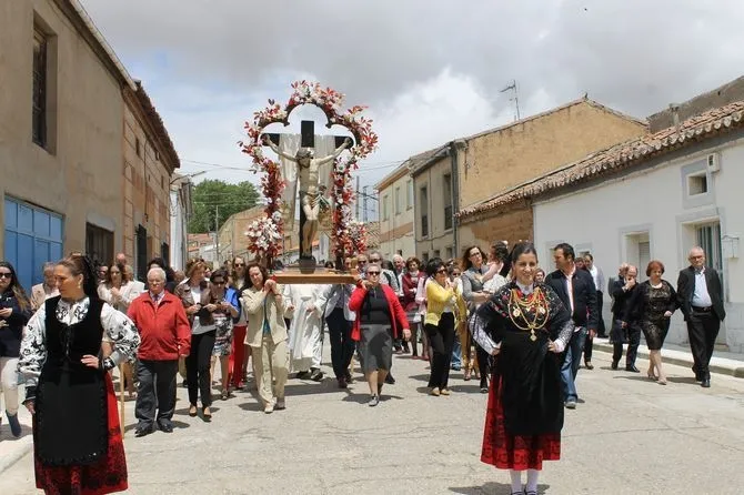 Los vecinos volverán a participar en la tradicional procesión