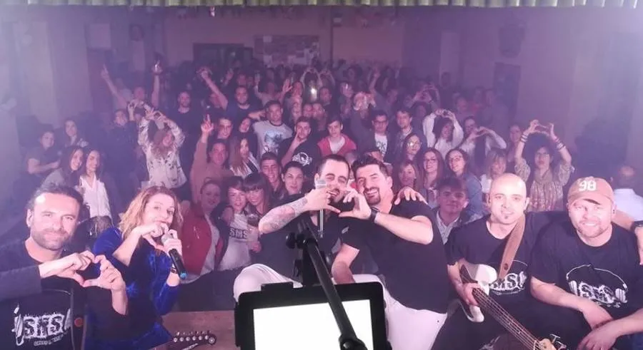 La Asociación Juvenil Oñorense contrata a la Orquesta SMS para el próximo sábado  