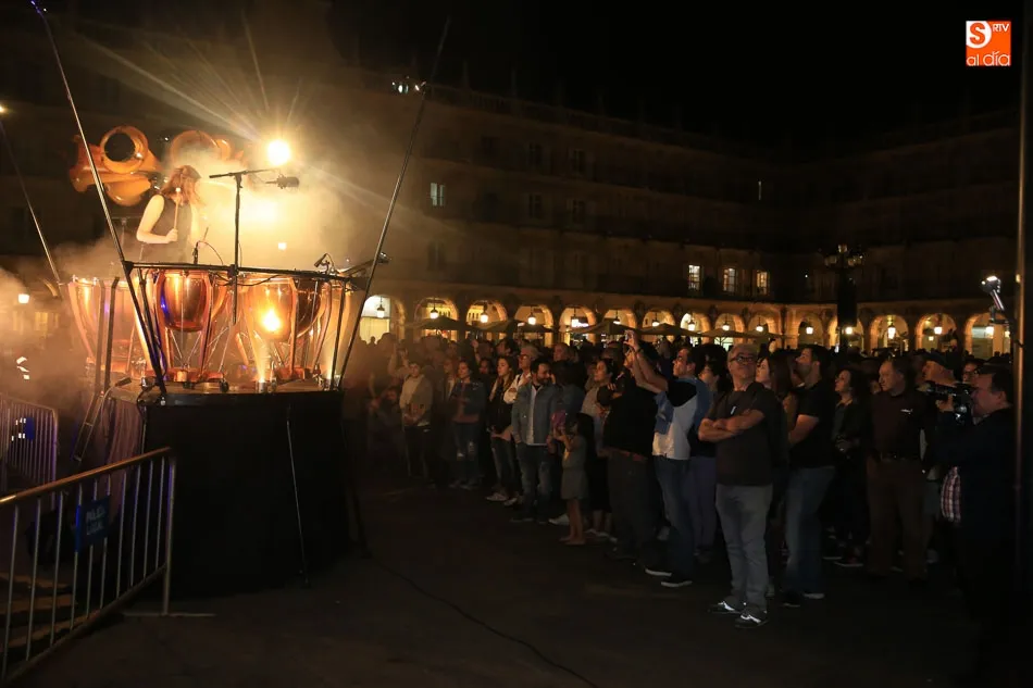 Foto 8 - &lsquo;Canto de Sirenas&rsquo; inaugura el F&Agrave;CYL con un espect&aacute;culo itinerante y vibrante &nbsp;  