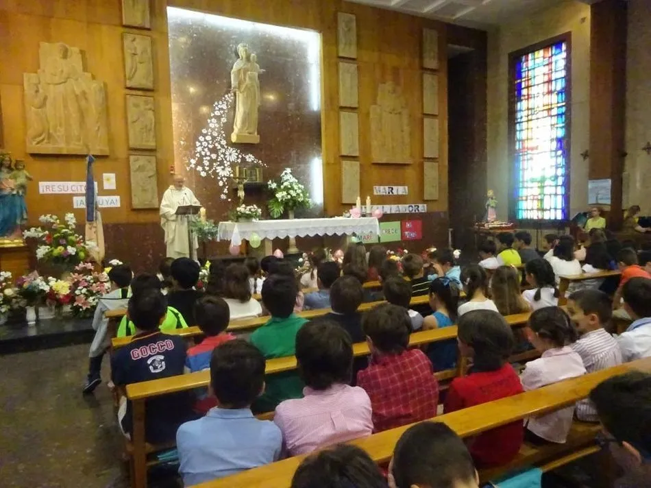 Foto 11 - Celebraciones en el colegio San Juan Bosco para honrar a Mar&iacute;a Auxiliadora&nbsp;