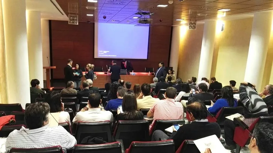 Inauguración de la jornada con el presidente de la Cámara de Comercio, Benjamín Crespo