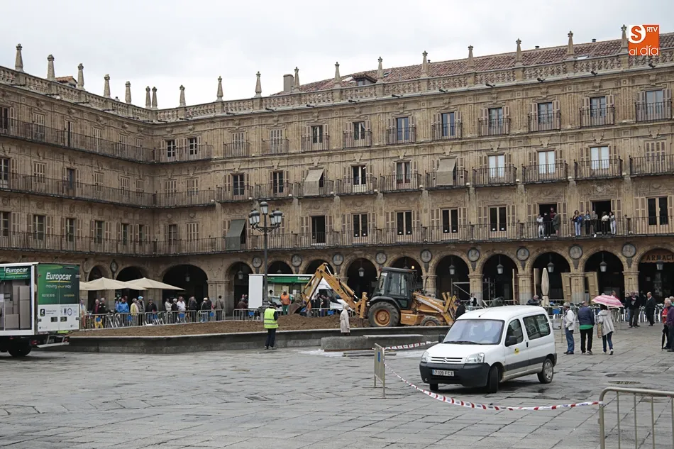 Foto 4 - La Plaza Mayor recupera sus hist&oacute;ricos jardines para el rodaje de la pel&iacute;cula de Amen&aacute;bar